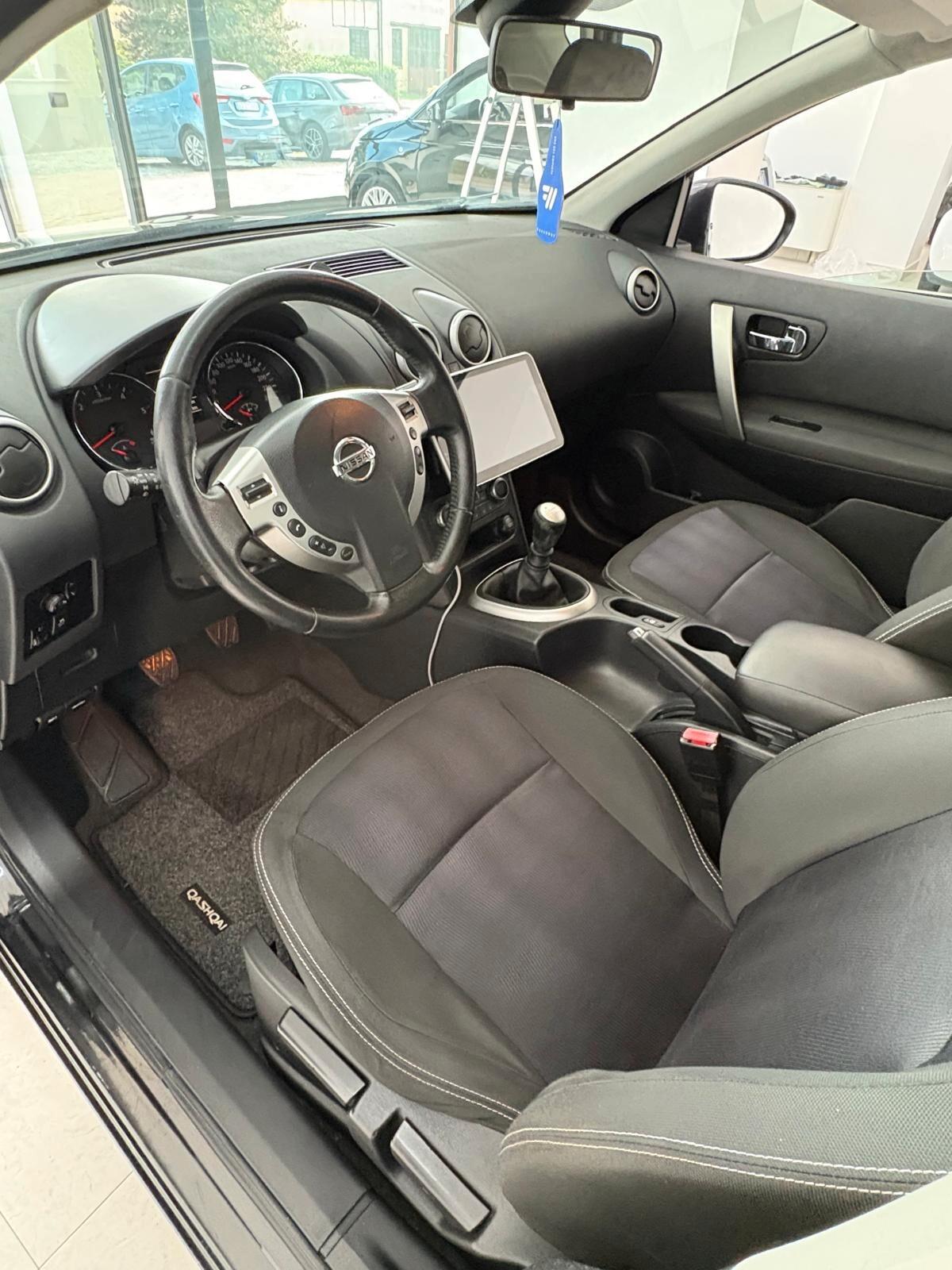 Nissan Qashqai 1.5 dCi DPF Tekna