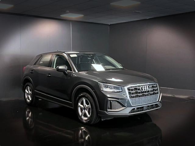 AUDI Q2 35 TFSI S tronic Business