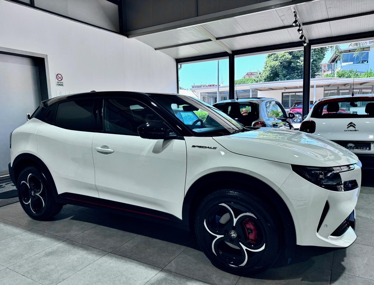 Alfa Romeo Junior 1.2 136 CV Hybrid eDCT6 Speciale