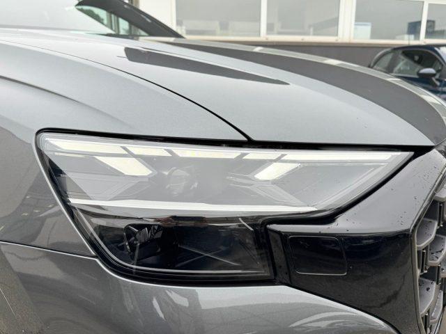 AUDI Q8 50 TDI 286 CV quattro S line edition Black Pack