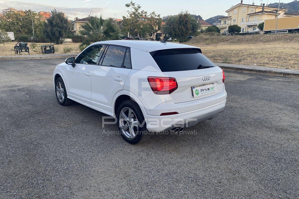 AUDI Q2 35 TFSI S tronic Business Design
