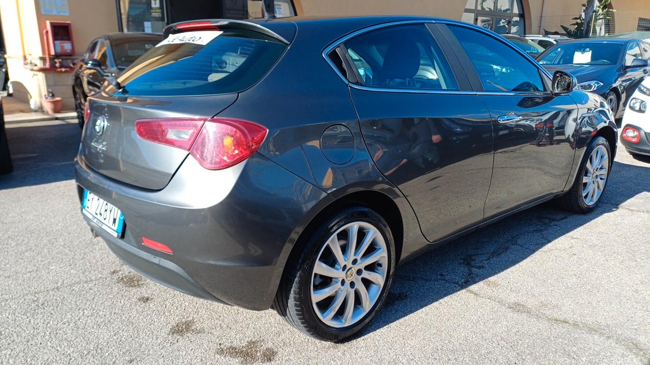 Alfa Romeo Giulietta 1.6 JTDm-2 105 CV Distinctive