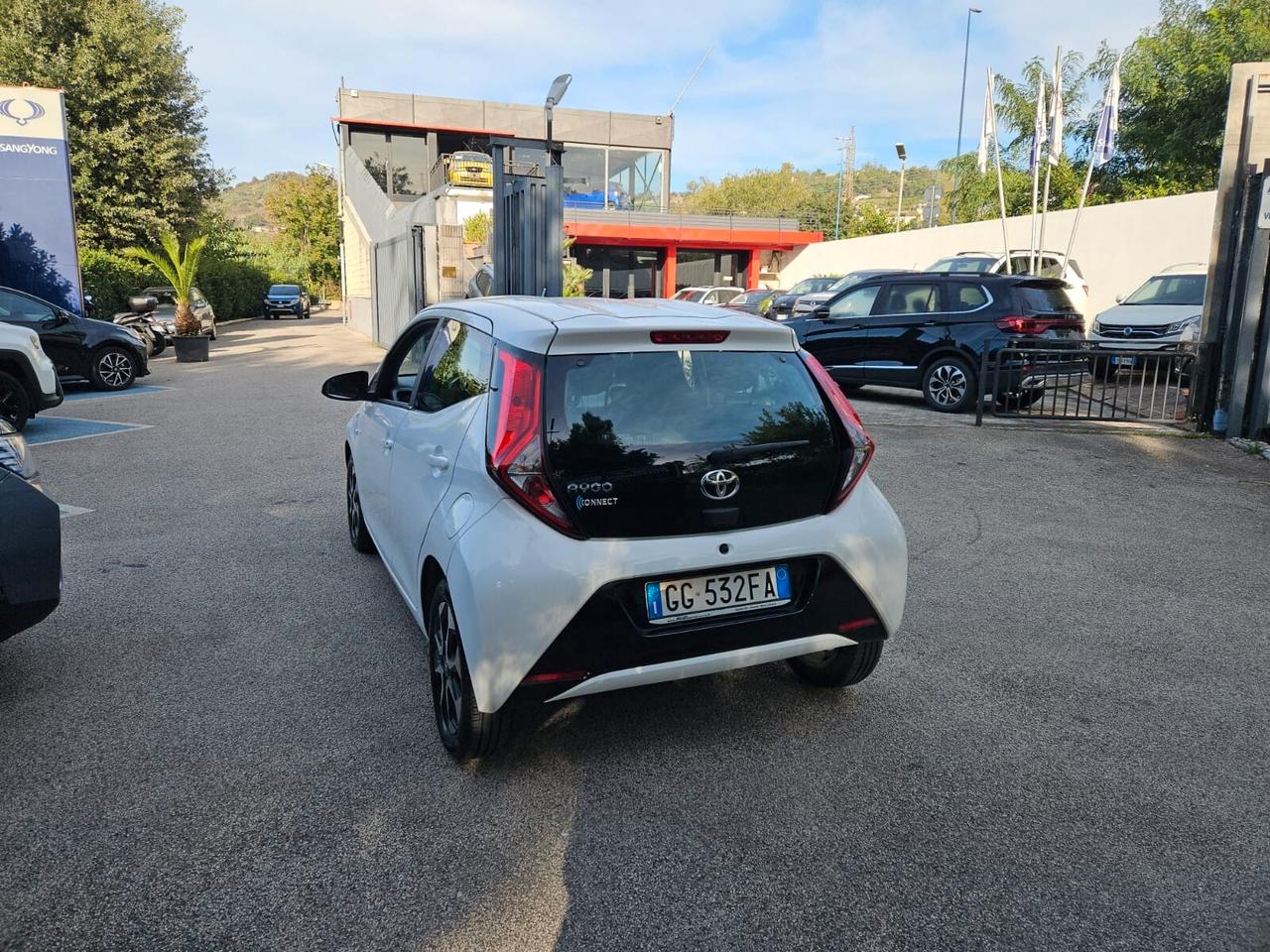 Toyota Aygo Connect 1.0 VVT-i 72 CV 5 porte