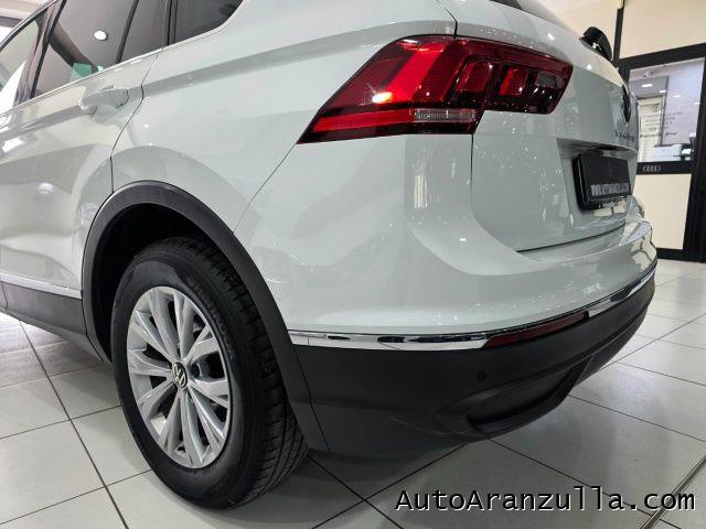 VOLKSWAGEN Tiguan 2.0 TDI 150CV SCR DSG Life - Fari Led