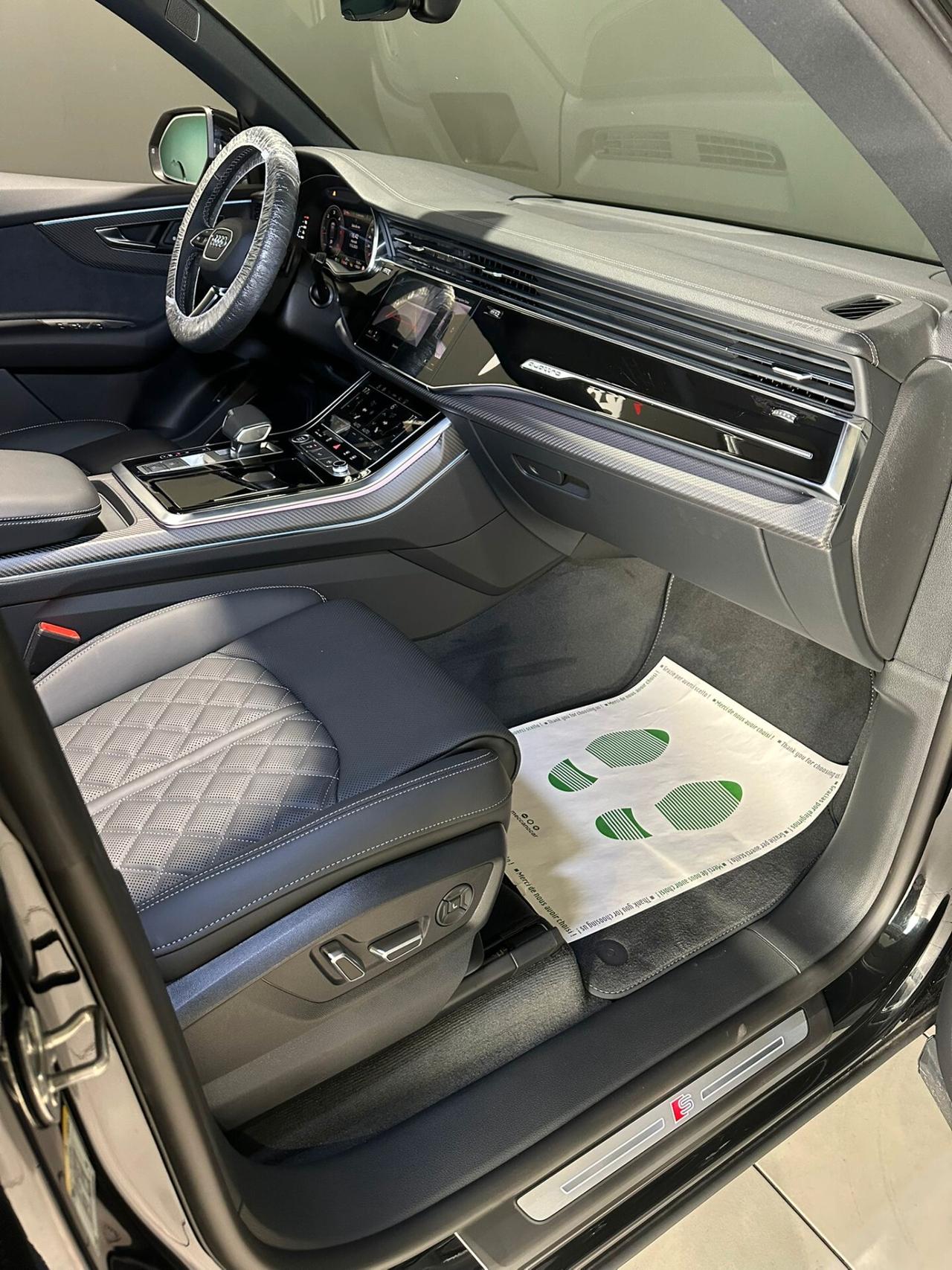 Audi Q8 SUV 50 TDI 286 CV quattro tiptronic S line edition IVA ESPOSTA