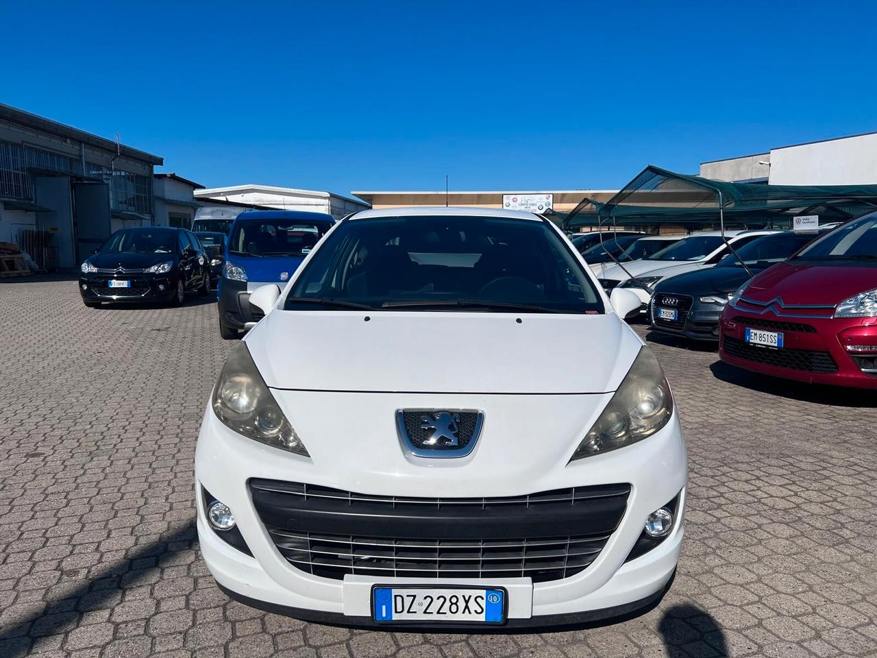 Peugeot 207 1.6 THP 156CV 3p. Féline