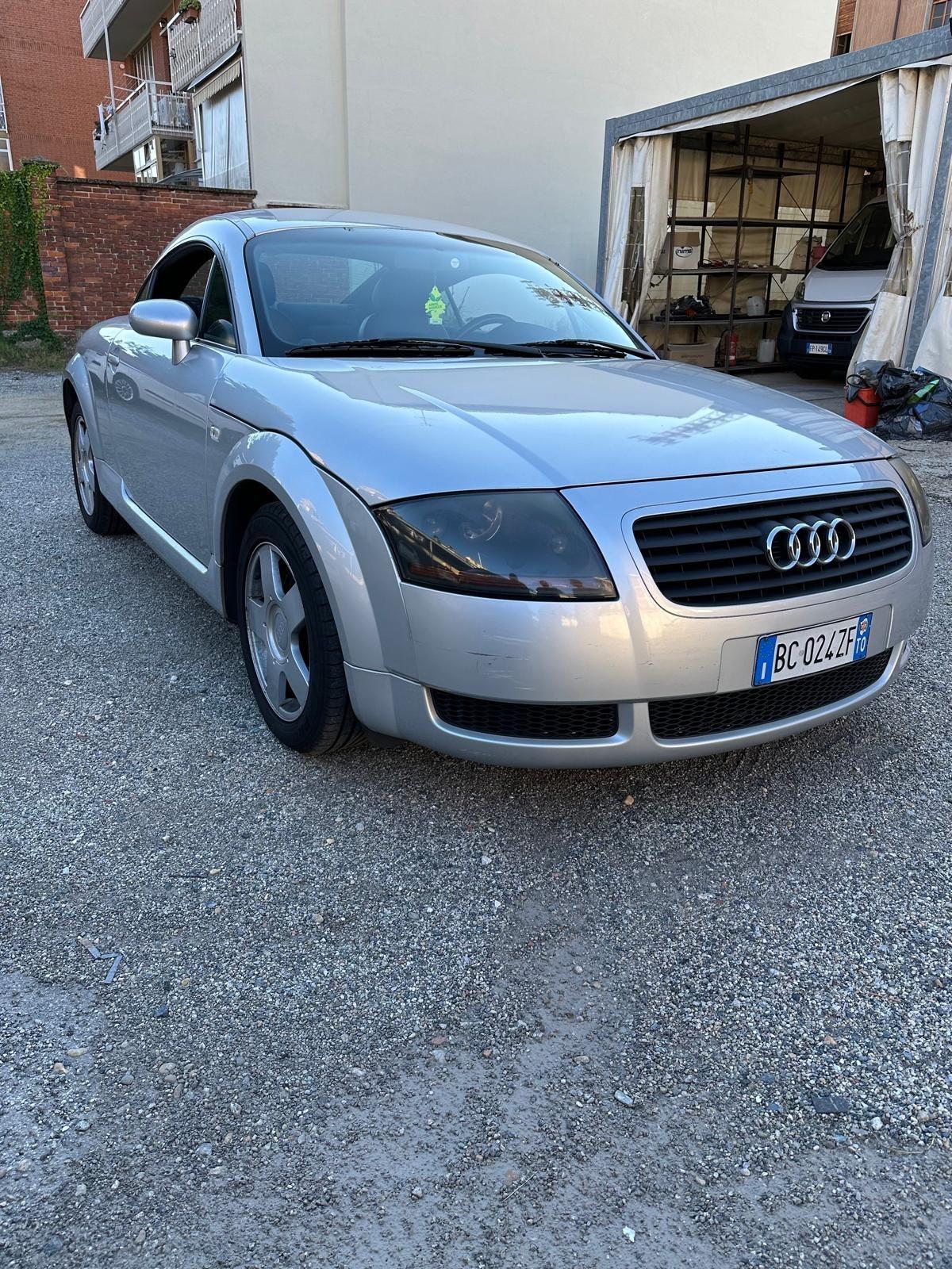 Audi TT Coupé