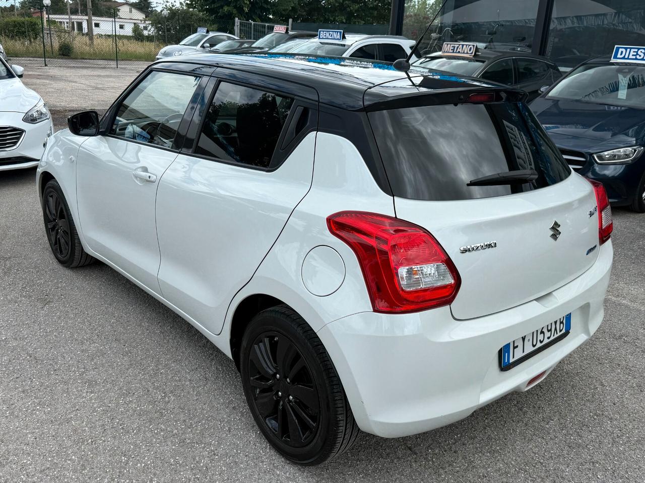 " DA VETRINA " Suzuki Swift 1.2 Hybrid Cool