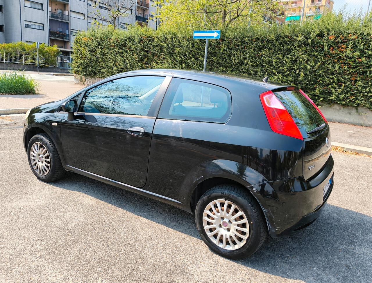 Fiat Grande Punto 1.4 3P Dynamic Natural Power