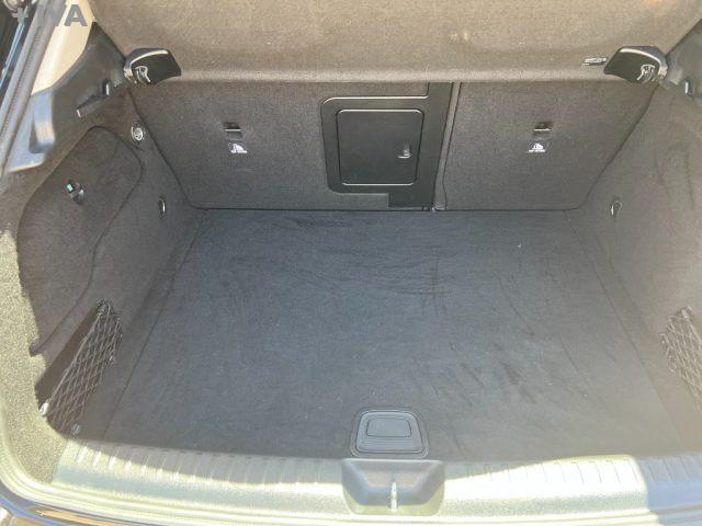 MERCEDES-BENZ GLA 200 d Automatic Sport