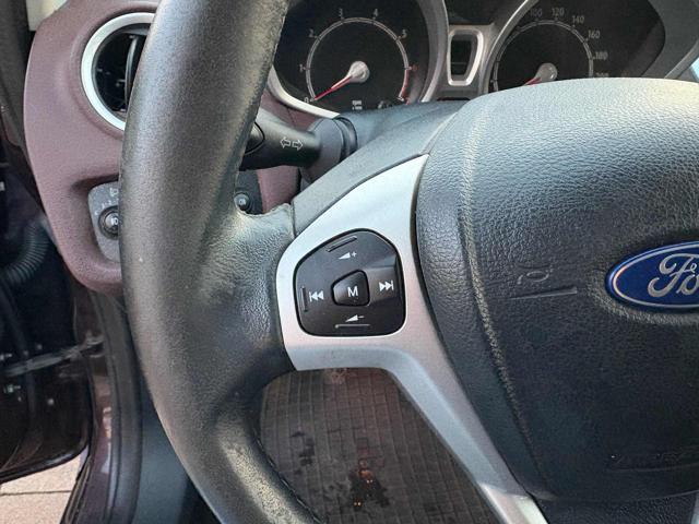 FORD Fiesta 1.4 5 porte Bz.- GPL Titanium