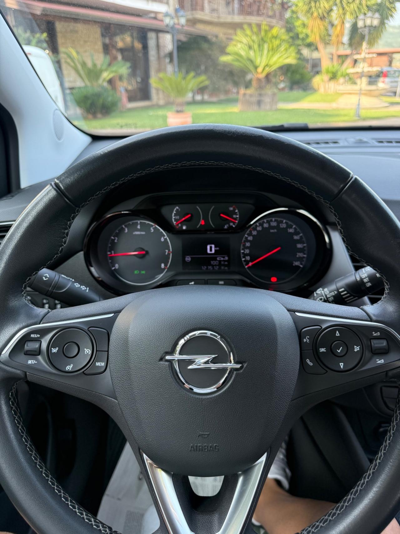 Opel Crossland 1.5 ECOTEC D 110 CV anno 2021