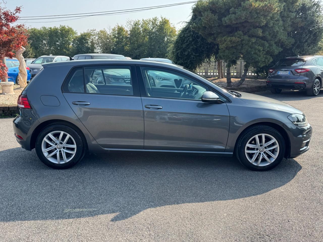 Volkswagen golf 1.6 TDI DsG DISTRIBUZIONE ESEGUITA