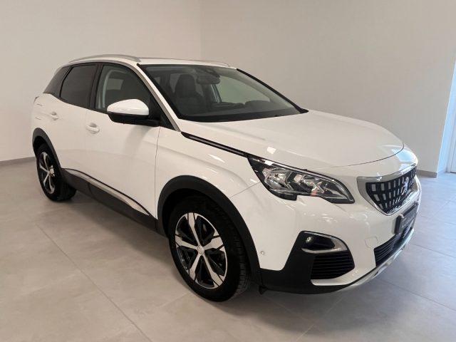 PEUGEOT 3008 BlueHDi 120 S&S EAT6 Allure