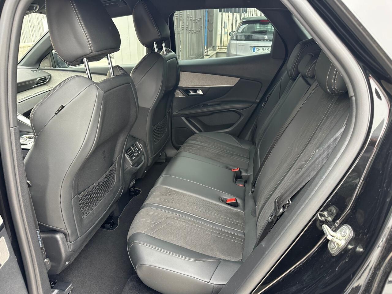 Peugeot 3008 BlueHDi 130 EAT8 GT Pack 2021