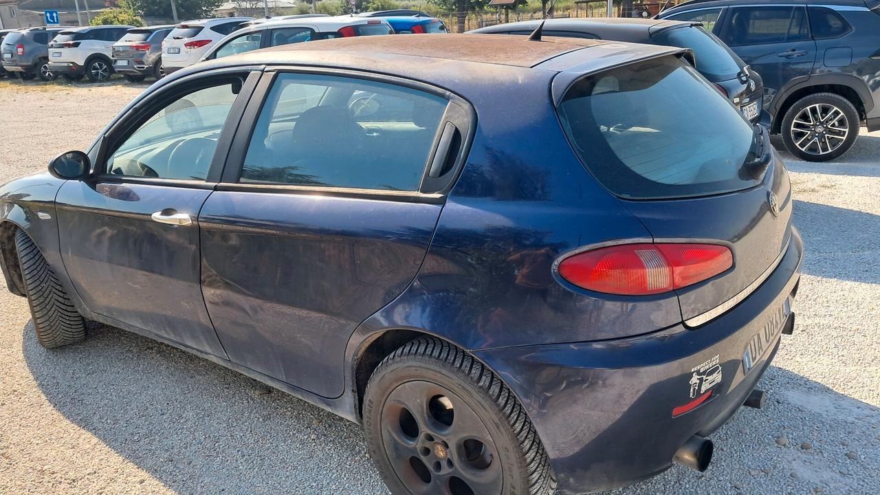 Alfa Romeo 147 1.9 JTD (120) 5 porte Distinctive XCommercianti