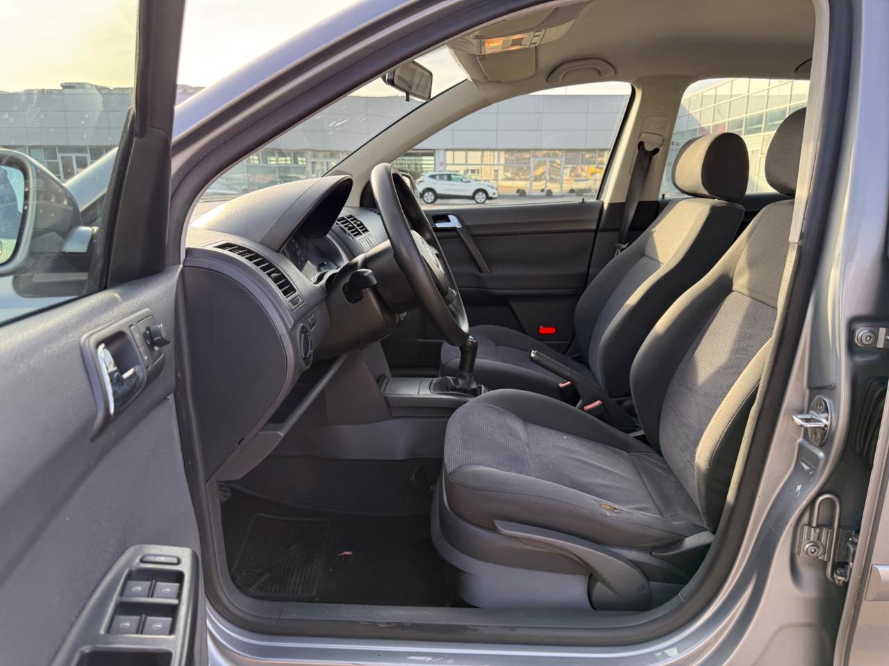 Volkswagen Polo 1.4/69CV TDI 5p. Sportline NEOPATENTI