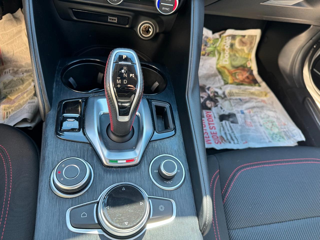 Alfa Romeo Giulia 2.2 Turbodiesel 160 CV AT8 Rosso Edizione