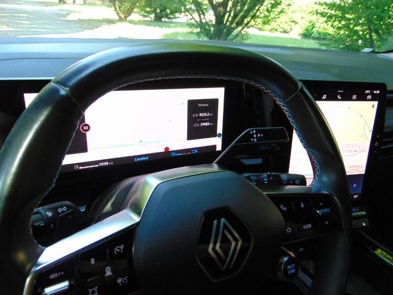 RENAULT Austral Austral Full Hybrid E-Tech 200 ...