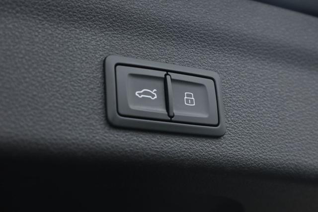 AUDI RS6 Avant 4.0 TFSI V8 quattro tiptronic