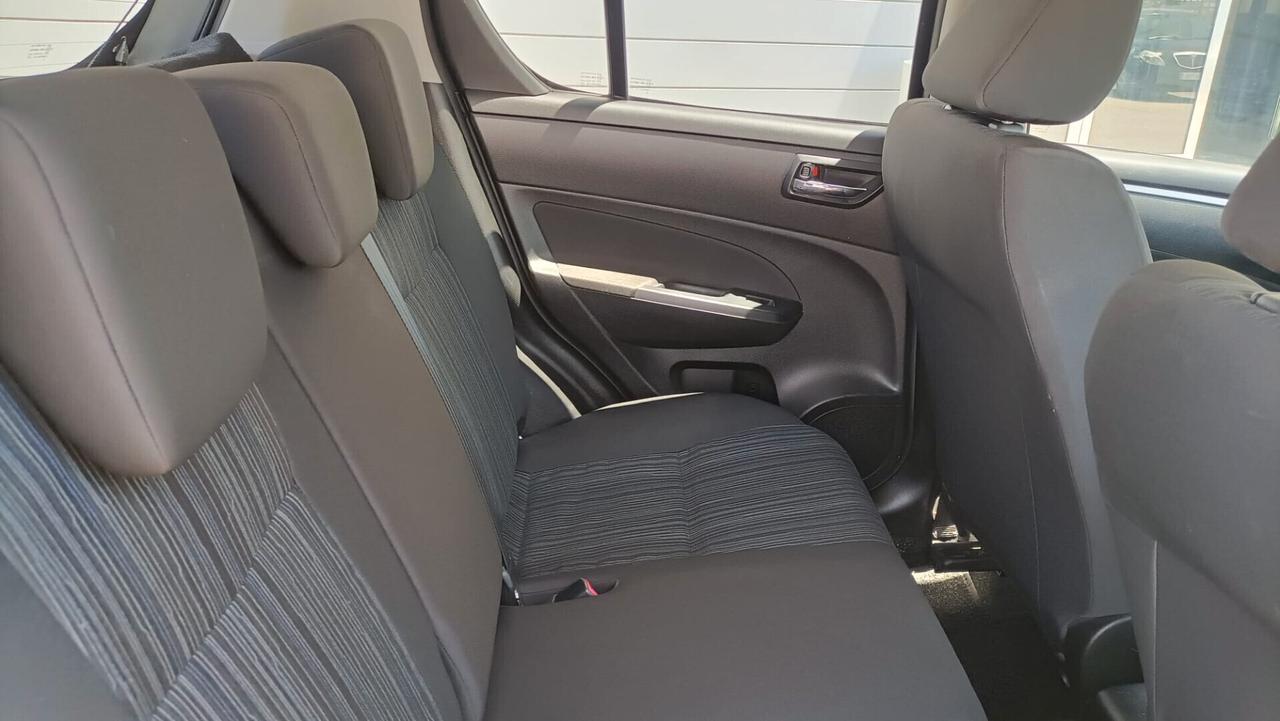 Suzuki Swift 1.3 DDiS 5 porte B-Top