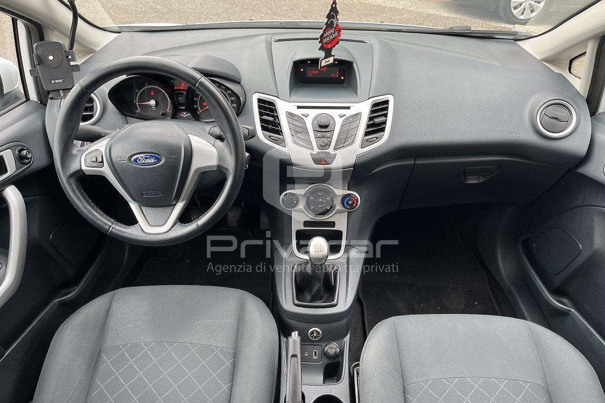 FORD Fiesta Ikon 1.4 5 porte Bz.- GPL