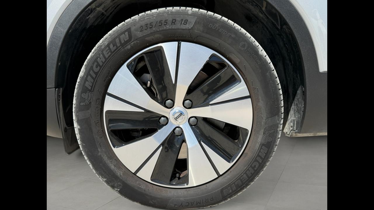 VOLVO XC40 2023 - XC40 1.5 t4 recharge phev Core auto