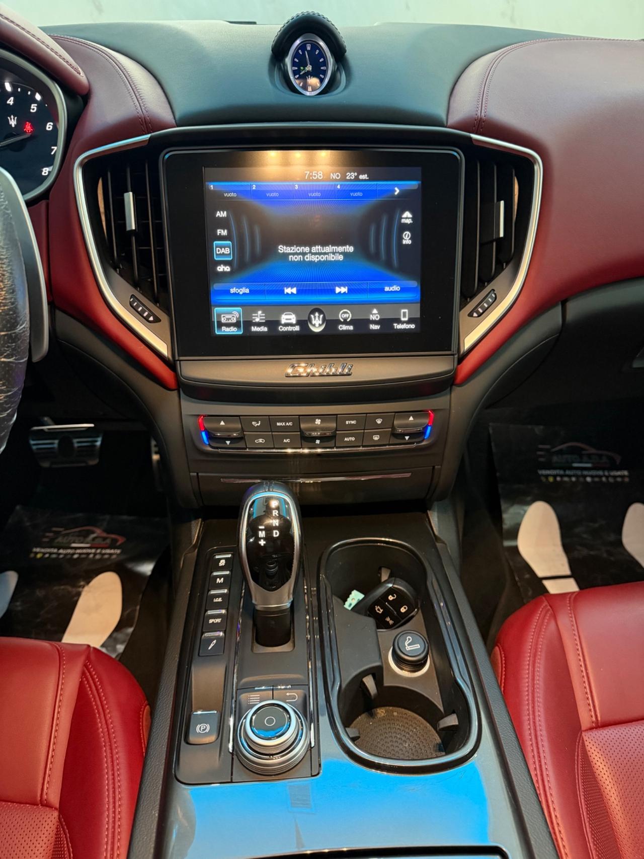 Maserati Ghibli V6 430 CV Q4 Nerissimo Edition