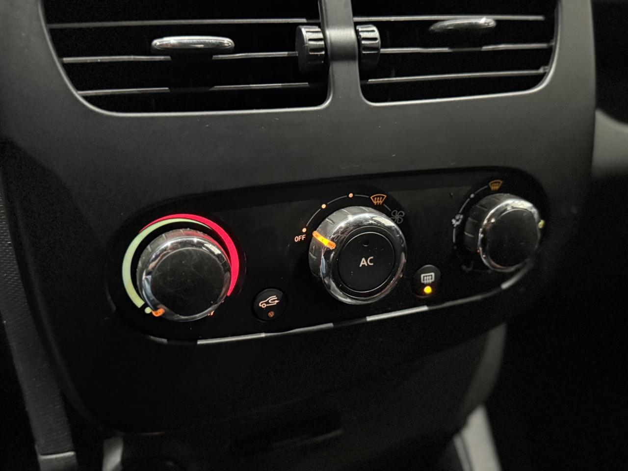 Renault Clio 1.2 75CV GPL cv75/kw55 Per Neopatentati