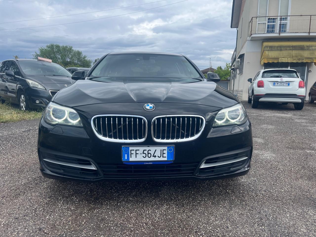 Bmw 520 520d xDrive Business aut.4x4 garanzia 12 mesi