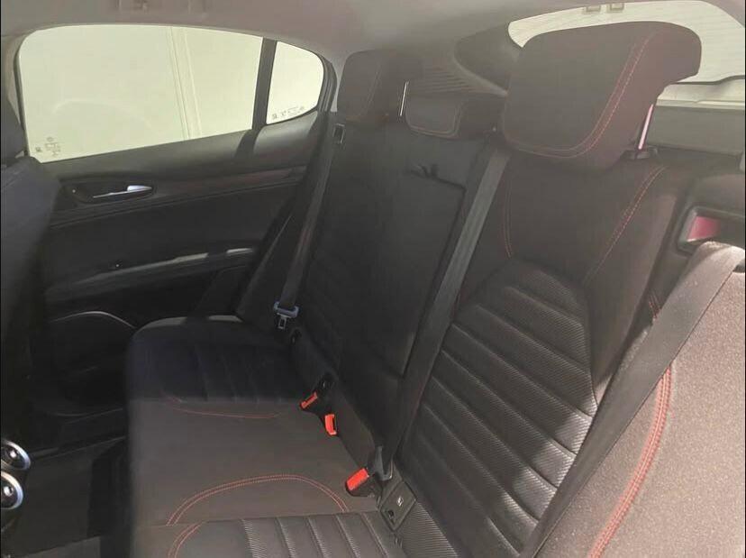Alfa Romeo Stelvio 2.2 Turbodiesel 190 CV AT8 Q4 Business