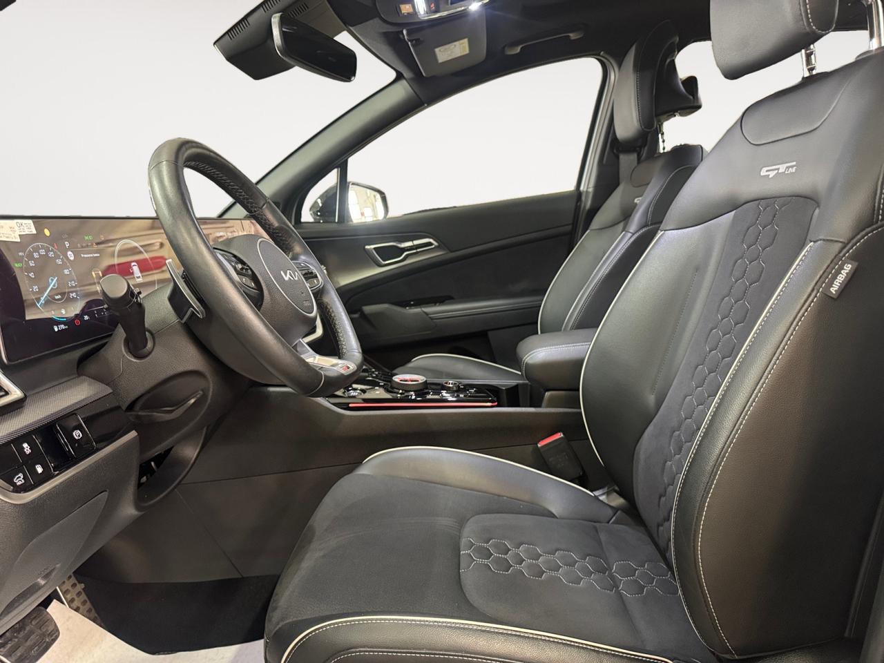 KIA SPORTAGE MY25 1.6 PHEV AWD GTL SR BC SPT