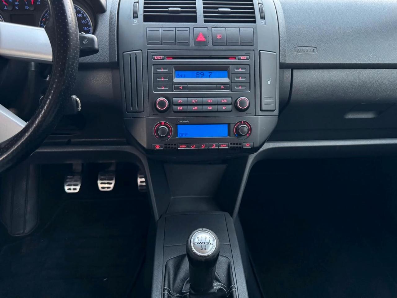 Volkswagen Polo CROSS 1.4/69CV TDI 5p. POLO CROSS