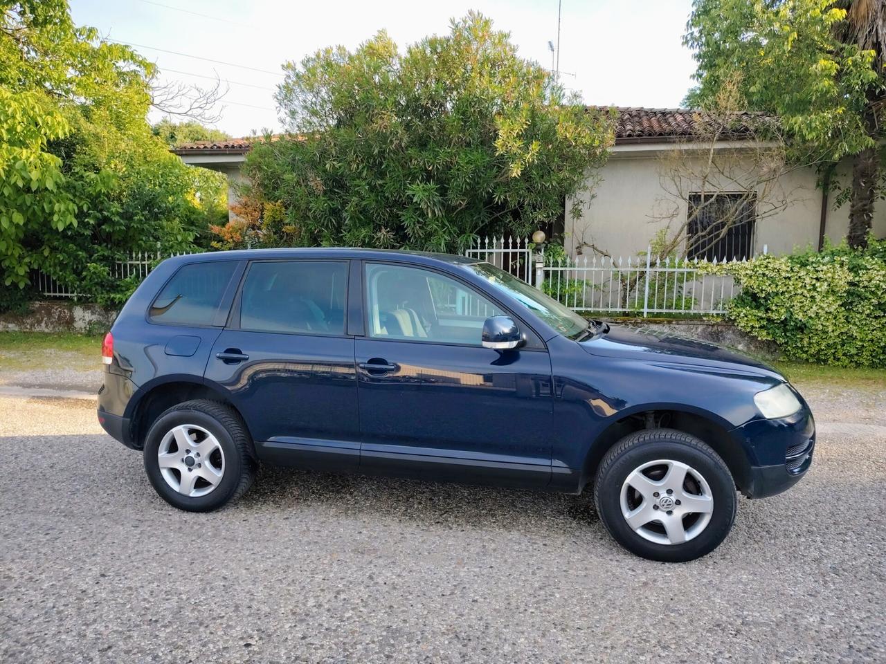 Volkswagen Touareg 2.5 R5 TDI. 4x4. CAMBIO AUTOMATICO