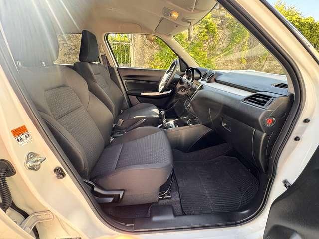 Suzuki Swift 1.2 4wd AllGrip* Navi* AppCar*AndroidAuto*