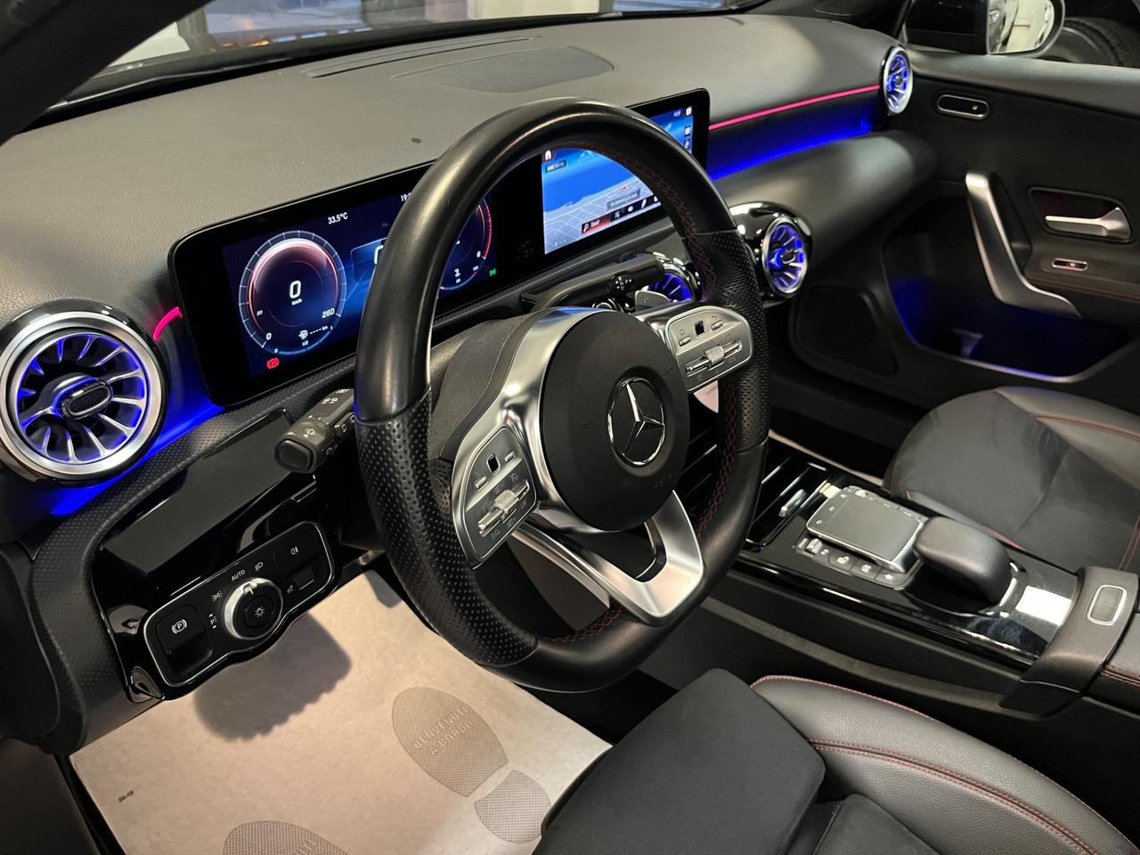 Mercedes A 180d AMG Premium Night Edition Tetto/luci