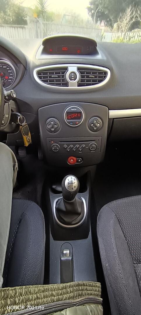 RenaultClio 1.2 benzina