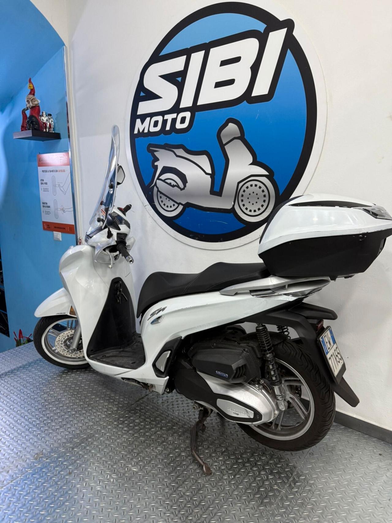 Honda SH 350