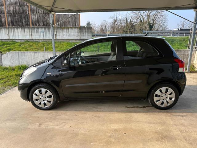 TOYOTA Yaris 1.0 3 porte OK NEPATENTATI BLUETHOOT