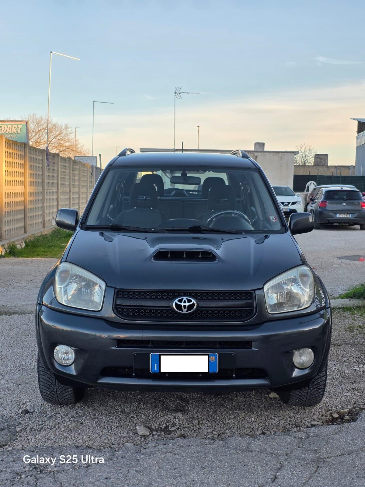 Toyota RAV4.com 2.0 Tdi D-4D cat 5 porte Sol PERFETTA