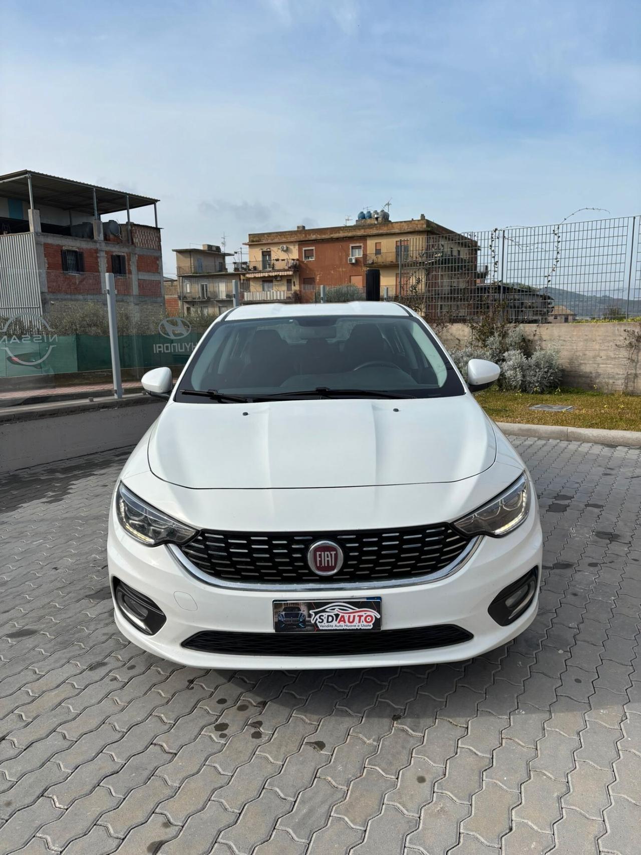 Fiat Tipo FIAT TIPO 1.6 MJT 120 LOUNGE