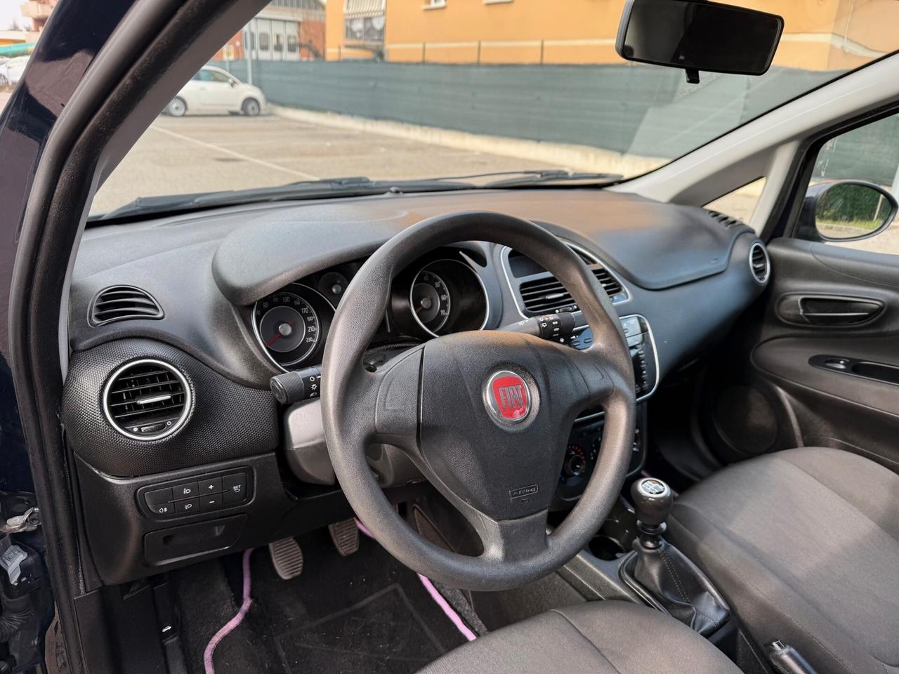 Fiat Punto Evo 1.4 METANO - NEOPATENTATI - 12 MESI DI GAR. -