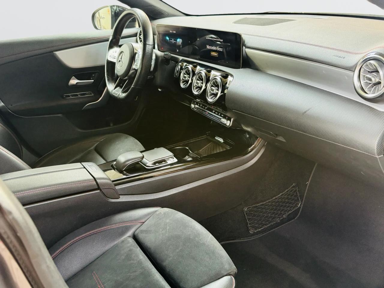 Mercedes-benz CLA 220 4MATIC 190 CV*MODELLO PREMIUM*SCARICHI SPORTIVI*APERTI*