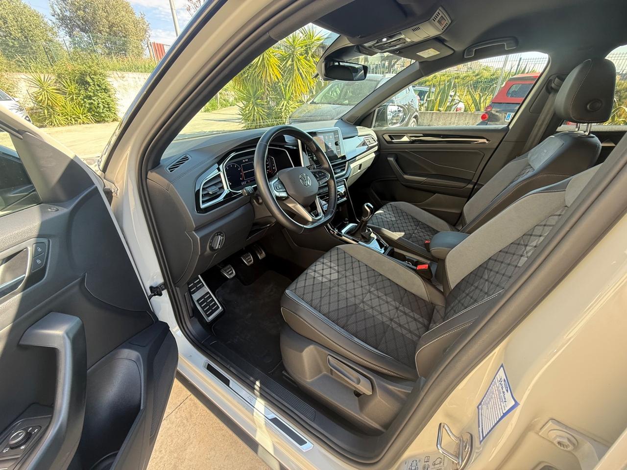 Volkswagen T-Roc 1.0 TSI R-Line