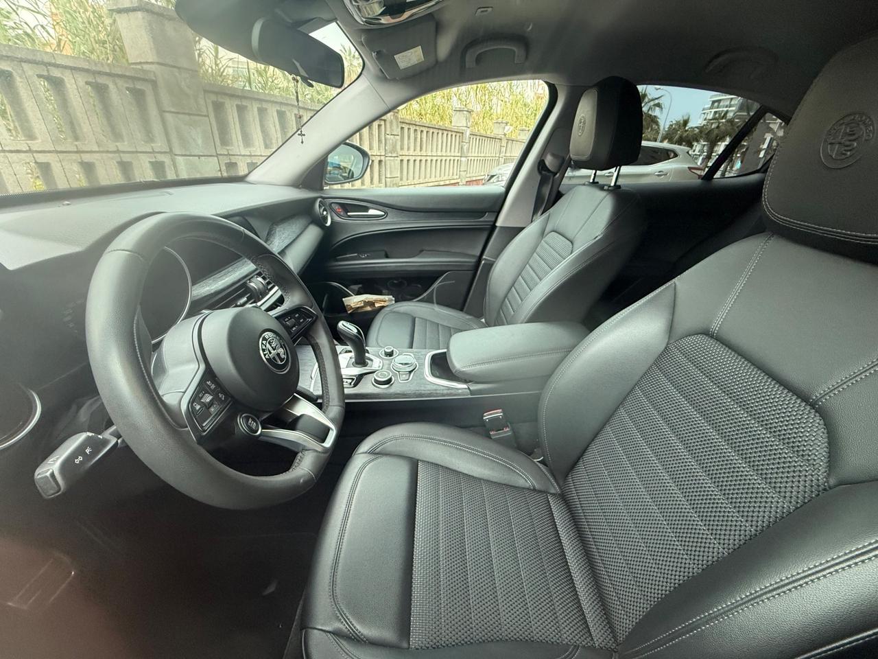 Alfa Romeo Stelvio 2.2 Turbodiesel 190 CV AT8 RWD Executive