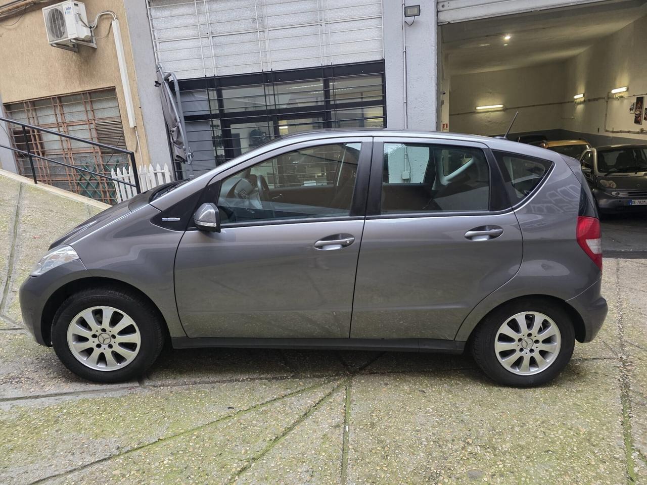 Mercedes-benz A 160 - SOLI 76.000KM