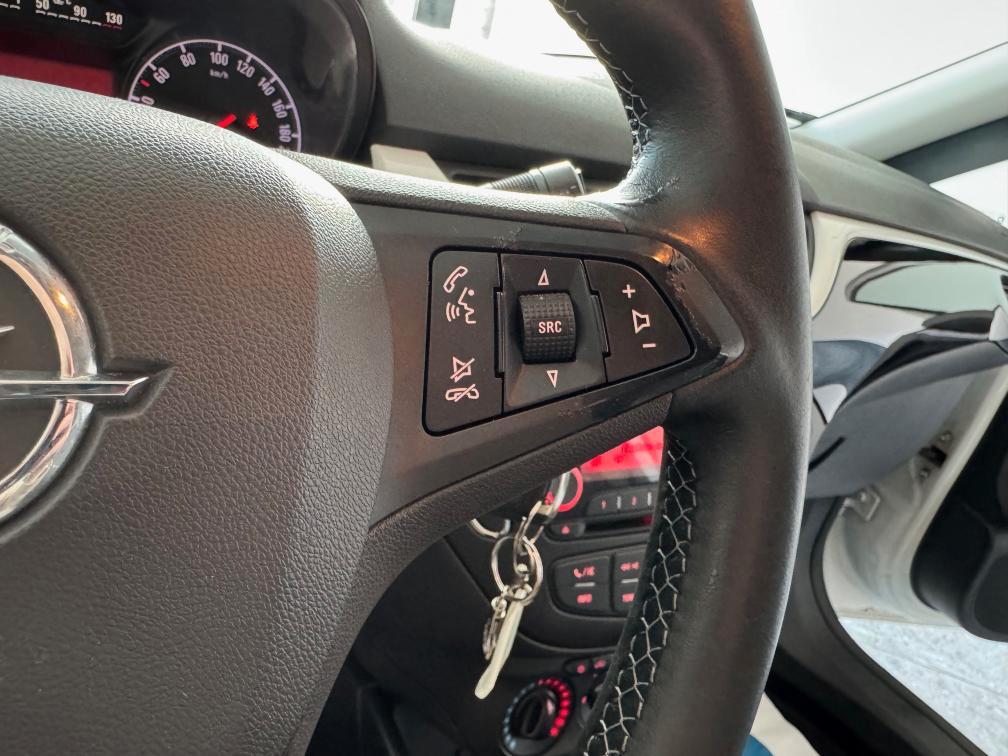Opel Corsa 5 Porte 5P GPL Tech 90 cv Bicolor Cruise Bluetooth