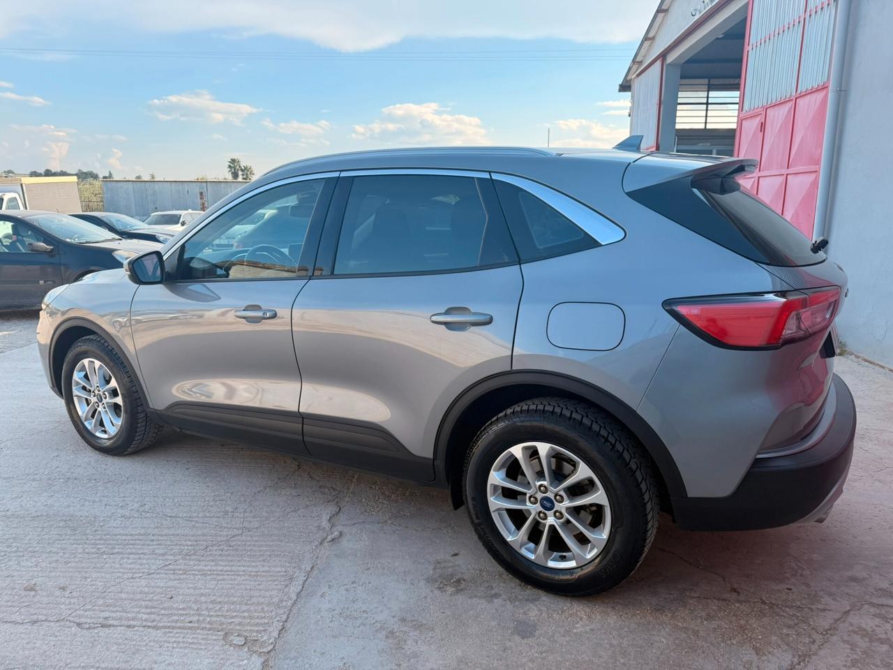 Ford Kuga 1.5 EcoBlue 120 CV aut. 2WD Titanium Business