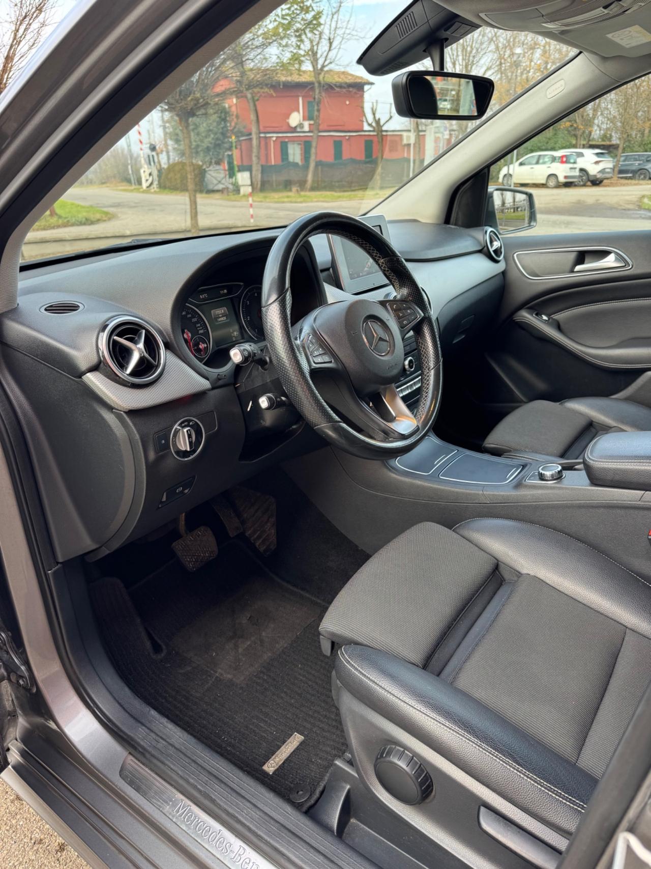 Mercedes-benz B 180 d Automatic Sport