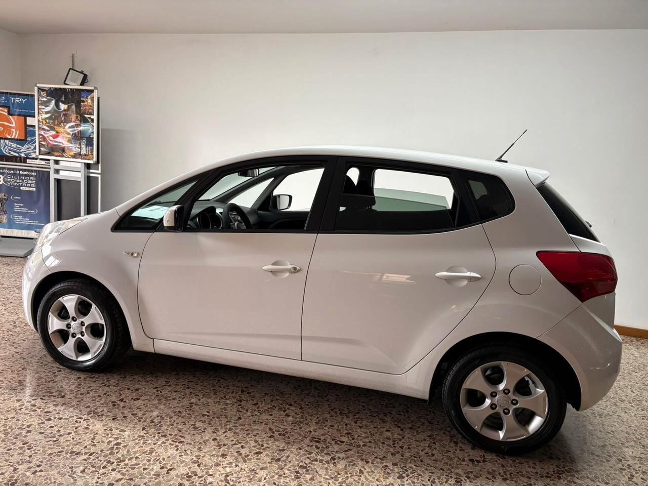 Kia Venga 1.4 CRDi 90CV WGT EX